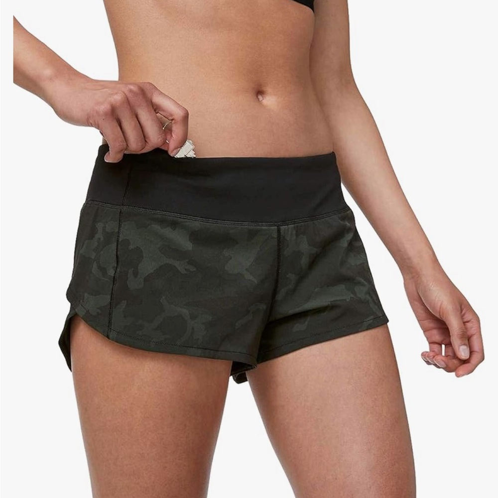 Incognito camo green 2.5” speed up short